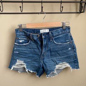 Abercrombie Curve Love Mid Rise Boyfriend Shorts